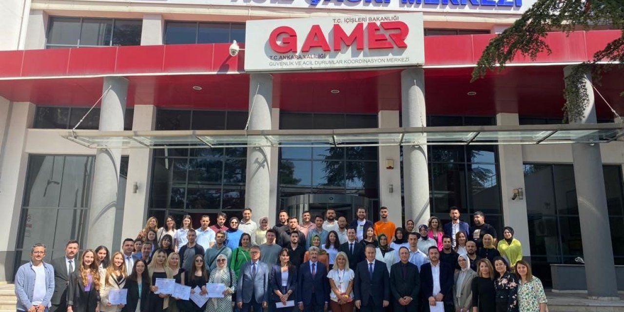 Eğitimi başarıyla tamamladılar