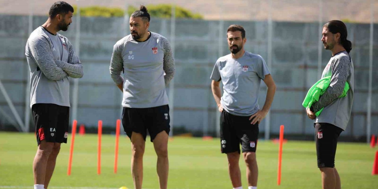 Sivasspor, ara vermedi