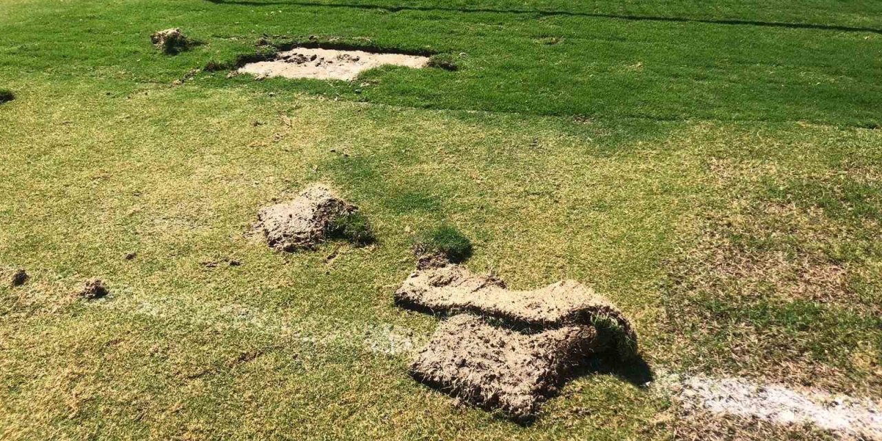 Başkan Günel: "Yatırımlara zarar vermek halk düşmanlığıdır"