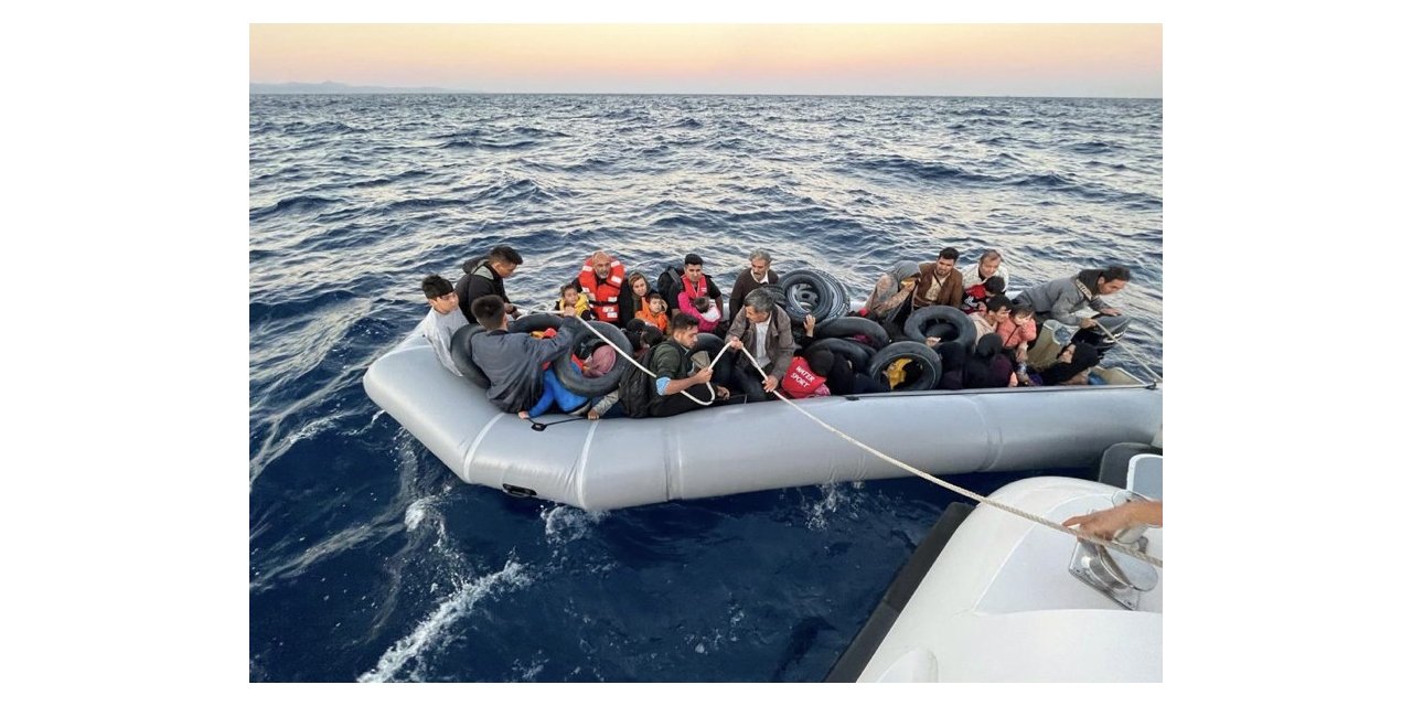 Ayvacık açıklarında 43 kaçak göçmen kurtarıldı