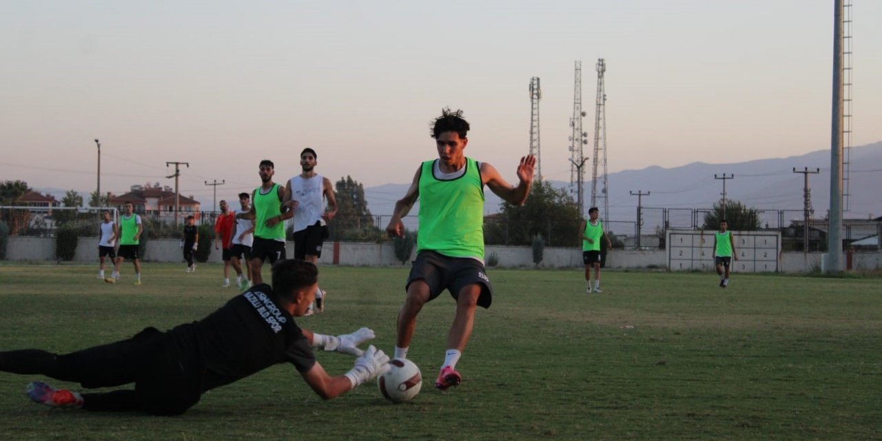 Nazilli Belediyespor, Bucaspor deplasmanına hazırlanıyor