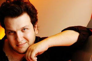 Şahan, Cem Yılmaz'a taş attı!