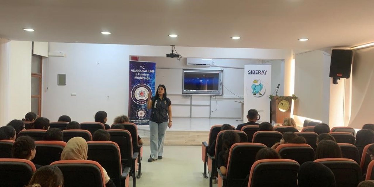Öğrencilere siber zorbalık semineri
