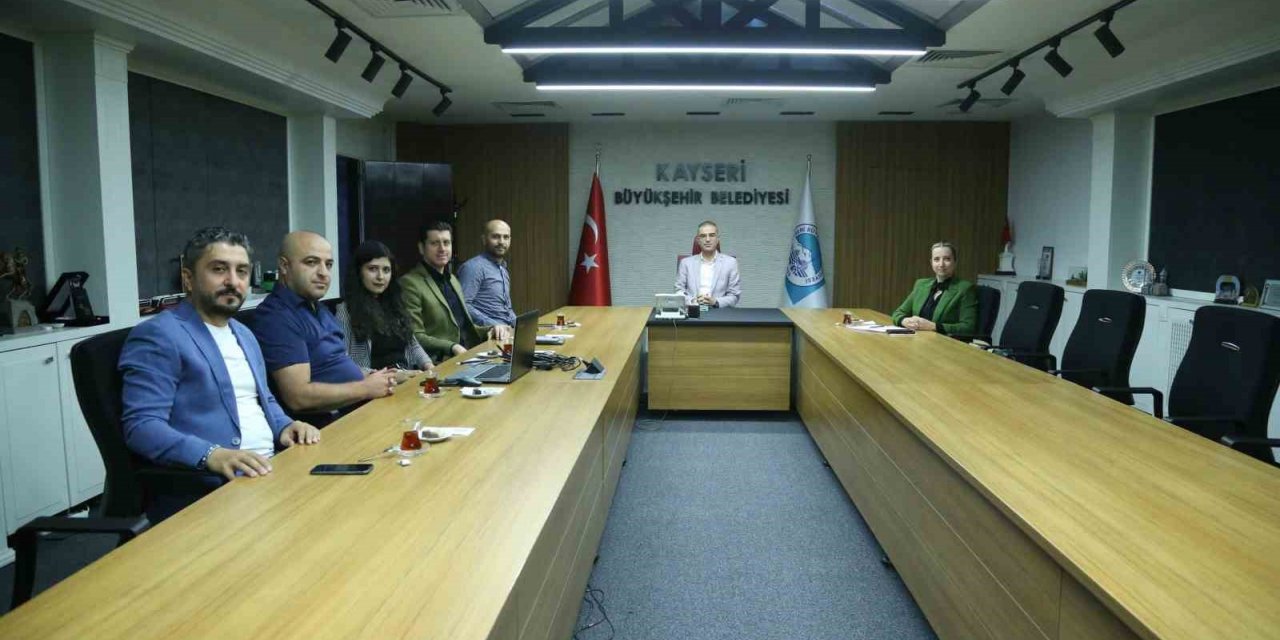 Büyükşehir’de "deprem" toplantısı