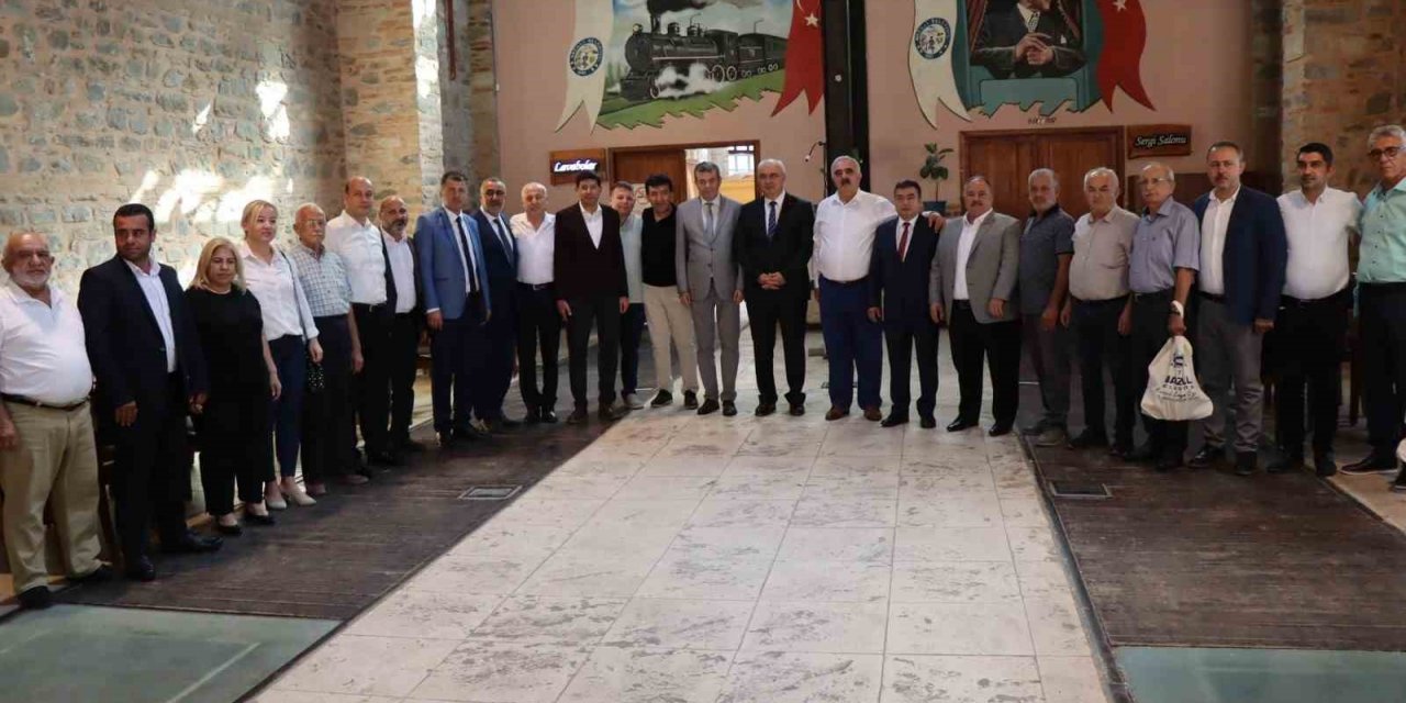 Başkan Özcan’dan Nazilli’nin Ahileri’ne onur plaketi