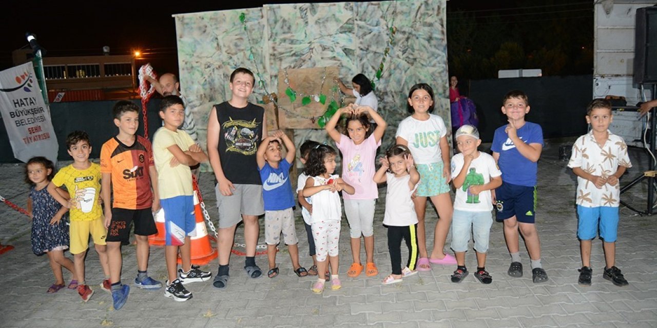 Minikler "Karınca Kararınca" ile çok eğlendi