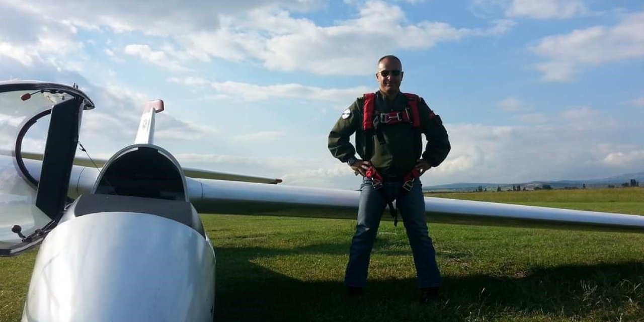 Eskişehir’de yelkenkanatlar çarpıştı: 1 pilot öldü, 1 pilot yaralı