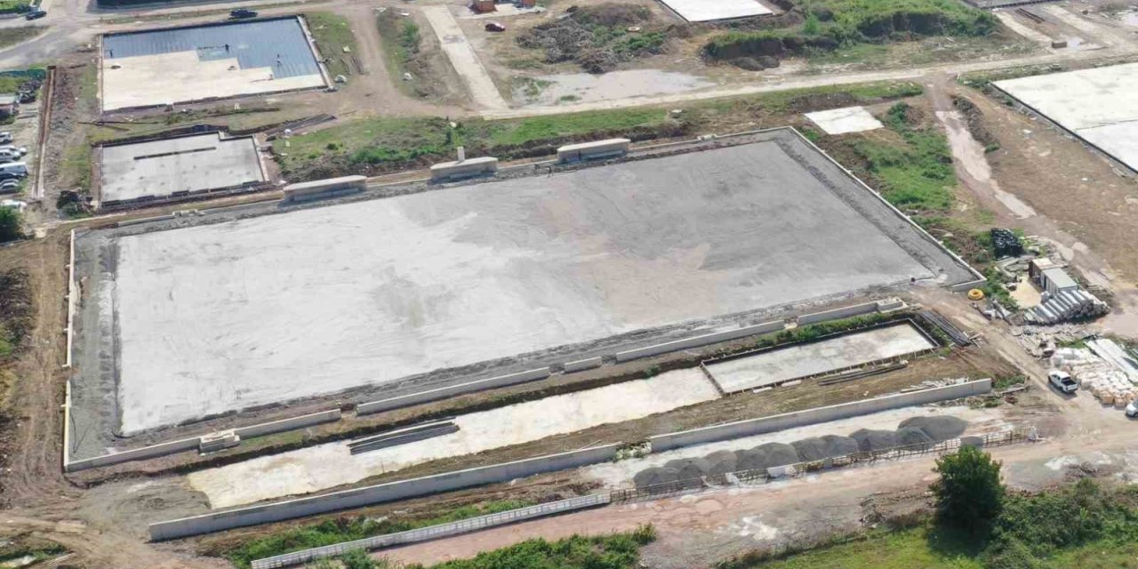 Alikahya’ya yeni futbol sahası