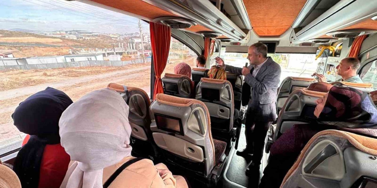 Çayırova’da öncelik çocuklar ve gençler