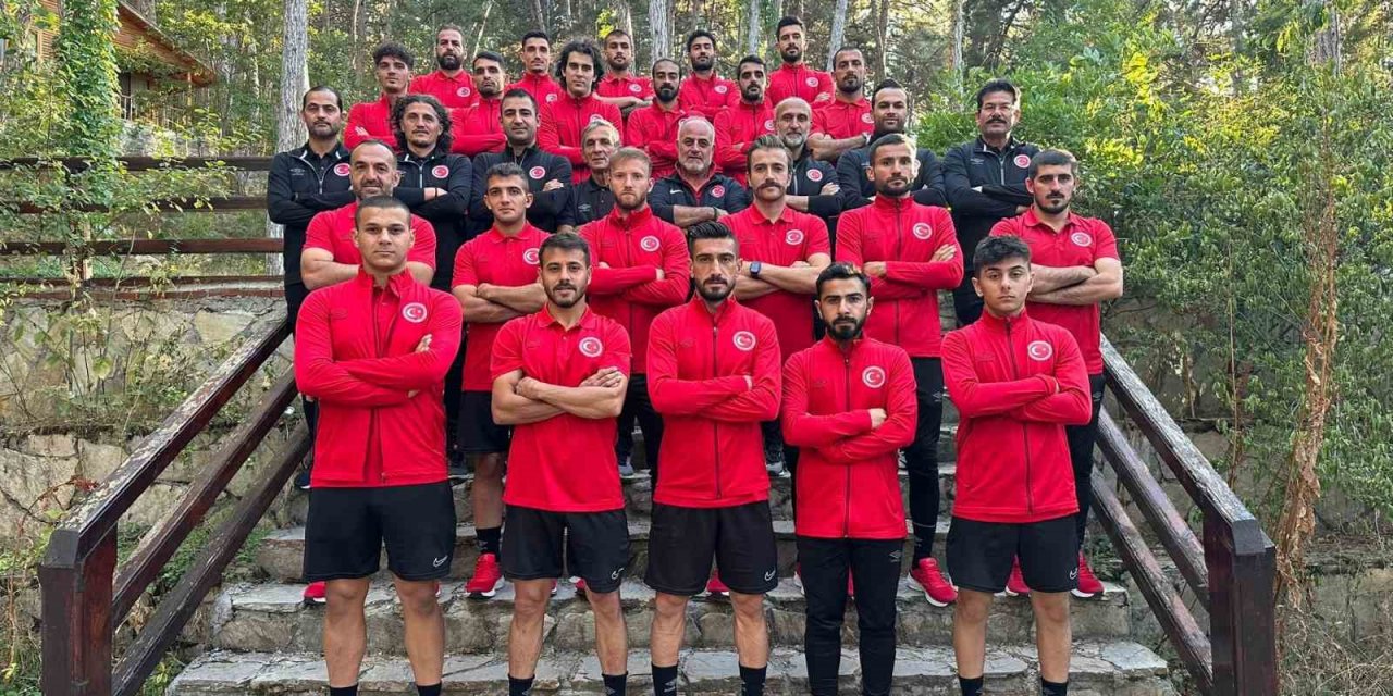 İşitme Engelliler Futbol Milli Takımı’nın Kızılcahamam kampı sona erdi