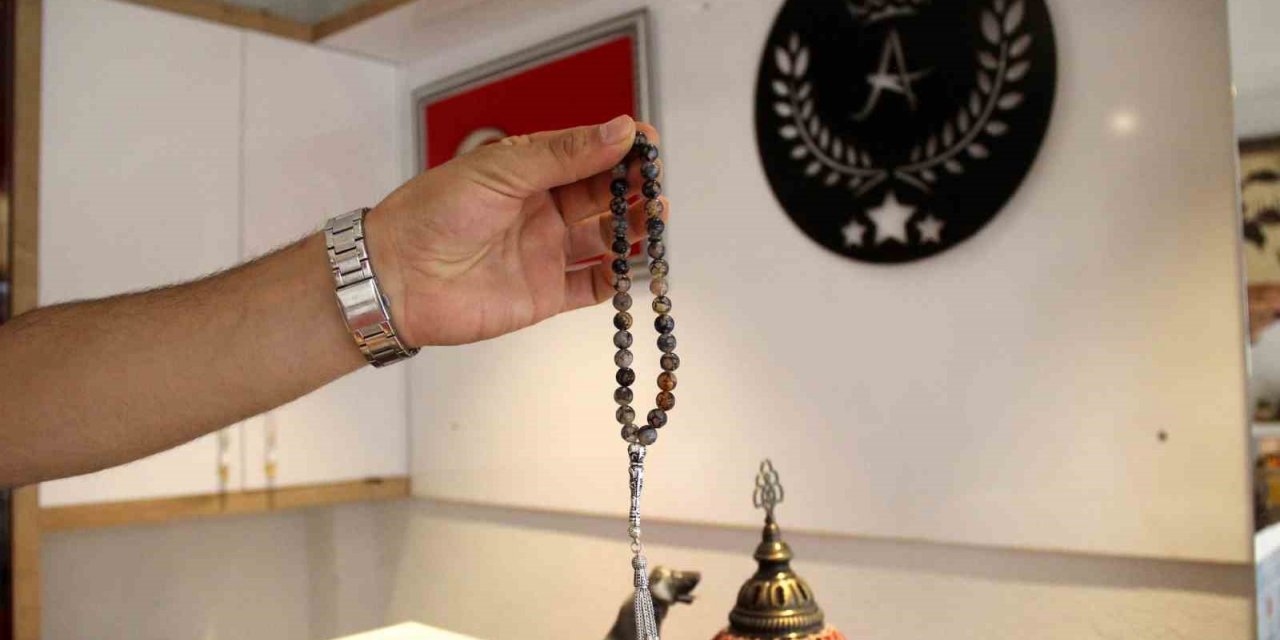 Tespih ustası doğadan gelen şifayı tespih ve takıya sıkıştırdı