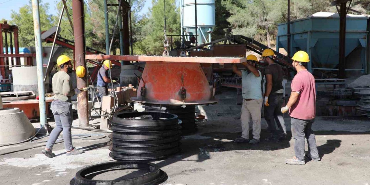 MARSU kanalizasyon çalışmalarında kendi üretimiyle tasarruf sağlıyor