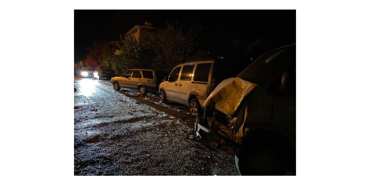 Milas’ta düğün konvoyunda zincirleme kaza