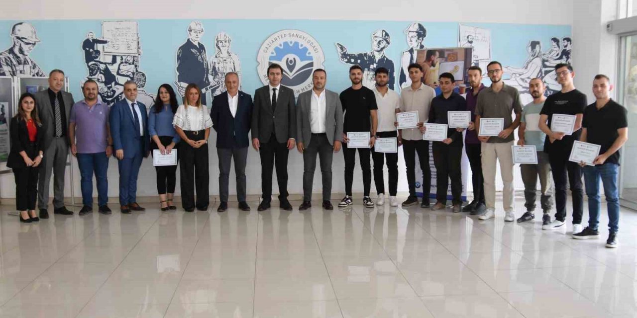 Solıdworks uzmanlık programında katılımcılar sertifikalarını aldı