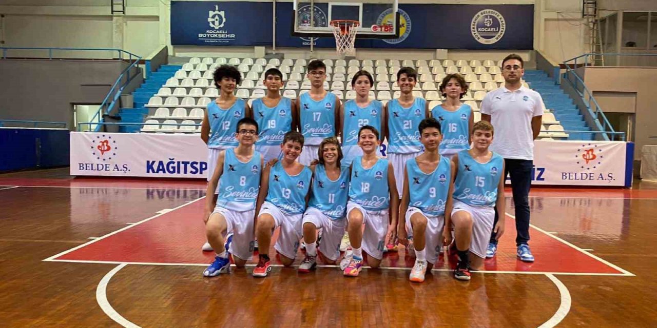 Sezonun ilk maçından galibiyetle ayrıldılar