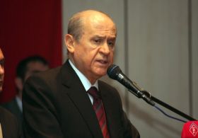 Bahçeli 2011 seçim bildirisini açıkladı