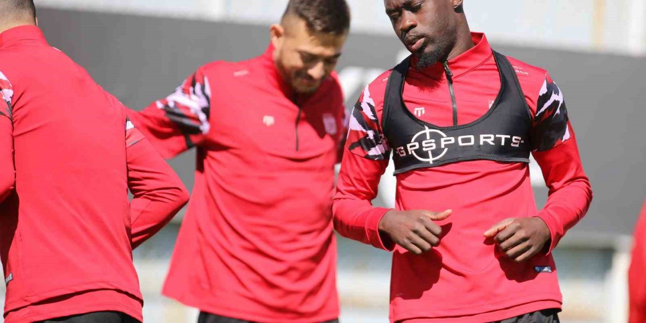Sivasspor, hücum ve taktik çalıştı
