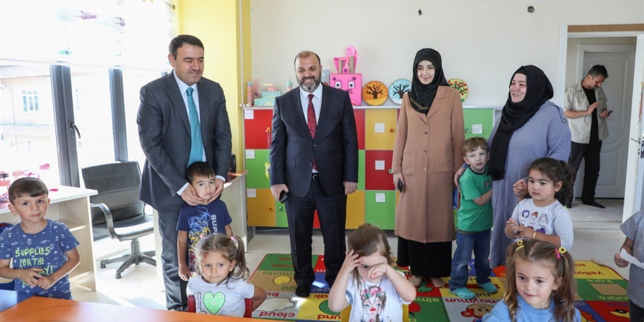 Vali Musa Işın’dan 4-6 Yaş Kur’an Kursu ve Diyanet Gençlik Merkezine ziyareti