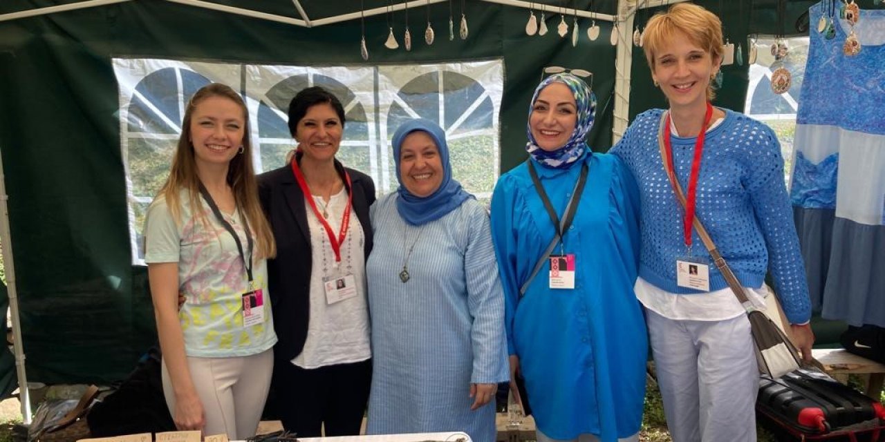 Kütahya Belediyesi Bulgaristan’ın Geleneksel Sanatlar Fuarına katıldı