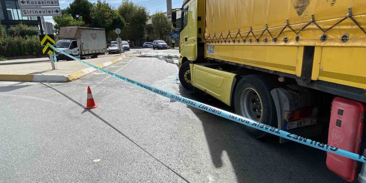 Bahçelievler’de mazot dökülen yol ulaşıma kapandı