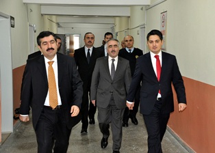 Vali Doğan Kadınhanı Kaymakamı Sayın'ı ziyaret etti