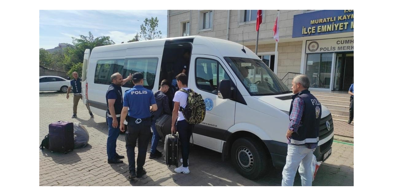 Kaçak göçmenlere geçit yok: 7 kaçak yakalandı