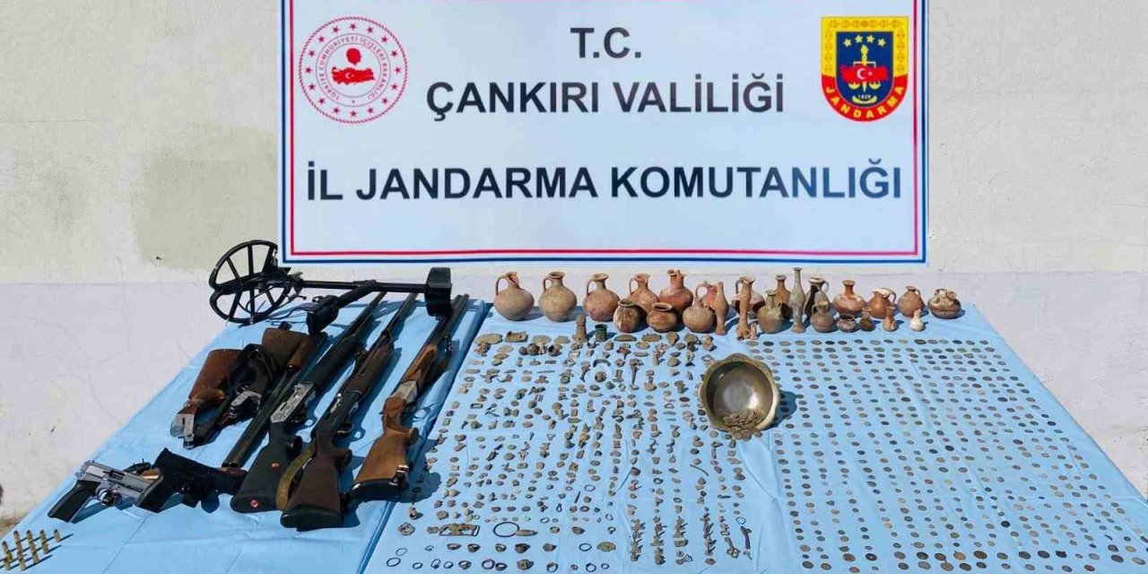 Çankırı’da yüzlerce sikke ele geçirildi