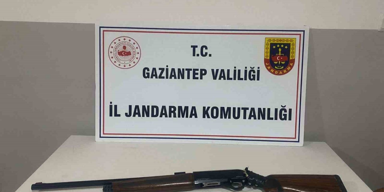 Jandarmanın ’maganda’ operasyonunda çok sayıda silah ele geçirildi