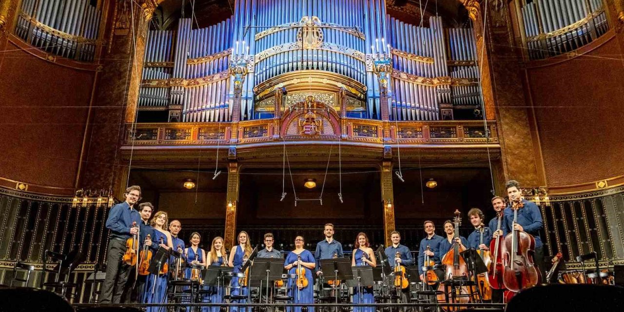 İş Sanat konser sezonunu 100. Yıl Gala konseri ile açıyor