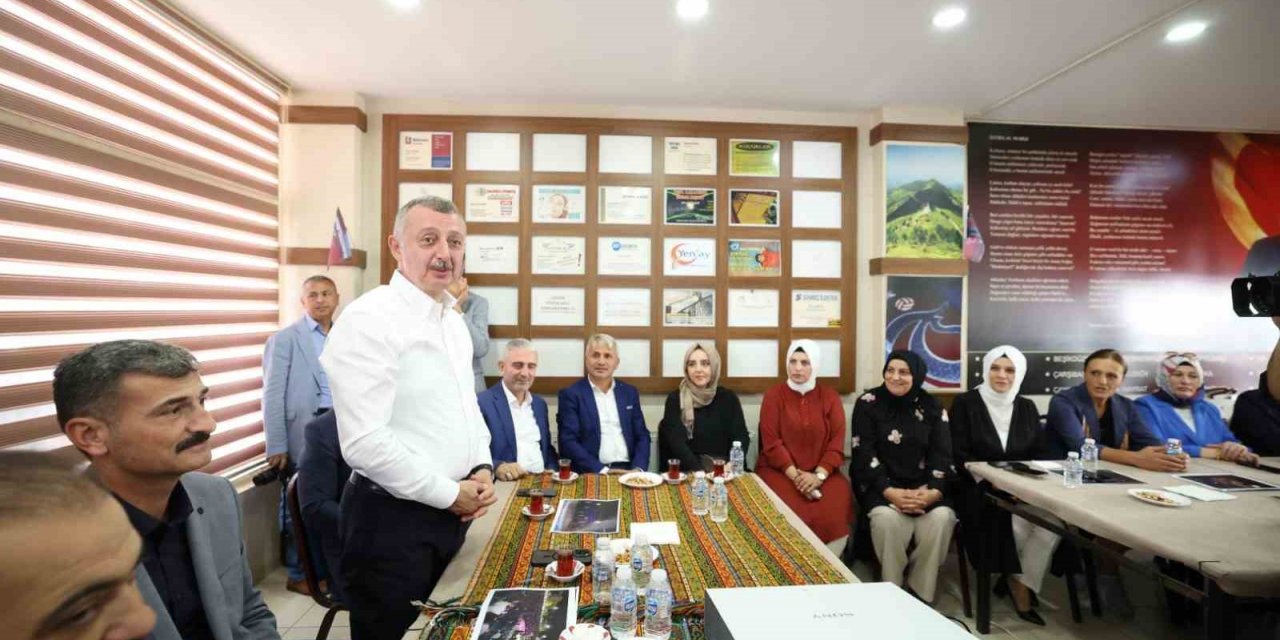 Başkan Büyükakın: "Bu makamların tek sahibi var, o da millet"