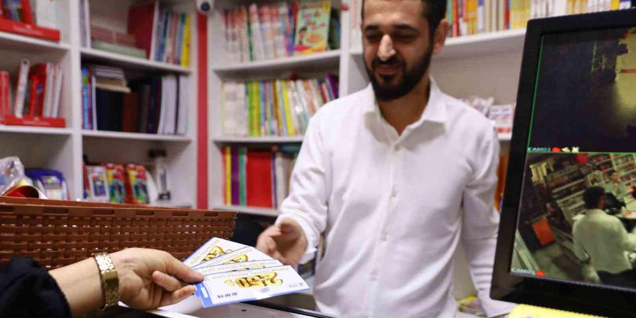 Bursa Büyükşehir Belediyesi’nin eğitime desteği Türkiye’ye örnek oluyor