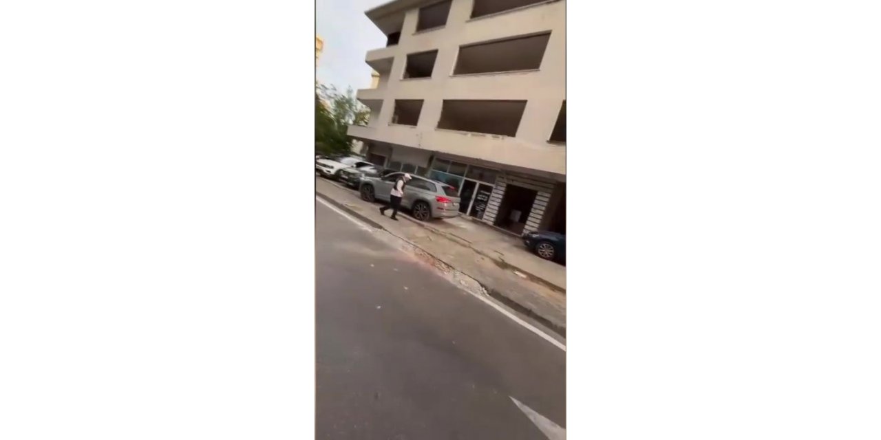 Kadıköy’de değnekçilik yapan şahıs polis tarafından yakalandı