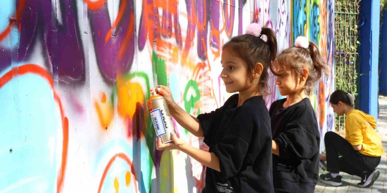 Grafiti meraklıları Hüdavendigar Kent Parkı’nda buluşuyor