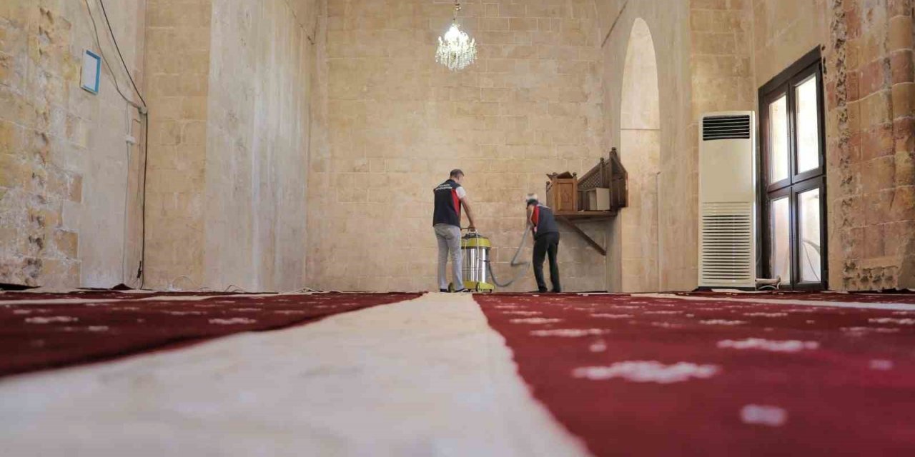 Mardin’de ibadethaneler temizleniyor