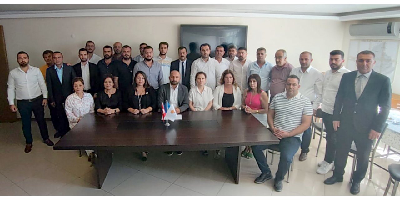 Söke AK Parti’nin yeni ilçe yönetimindeki isimler belli oldu