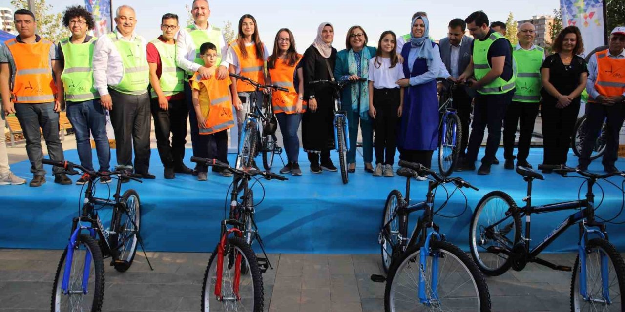 Avrupa Hareketlilik Haftasının son gününde farkındalık yürüyüşü