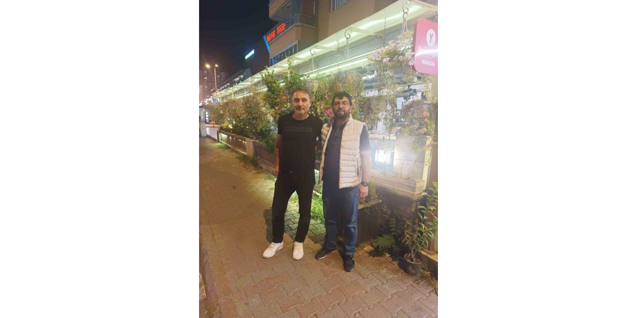 Erciyes Esen Makina FK antrenör Mustafa Esmeray ile  anlaştı