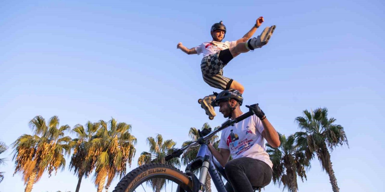Mersin’de kaykay, scooter ve paten şöleni