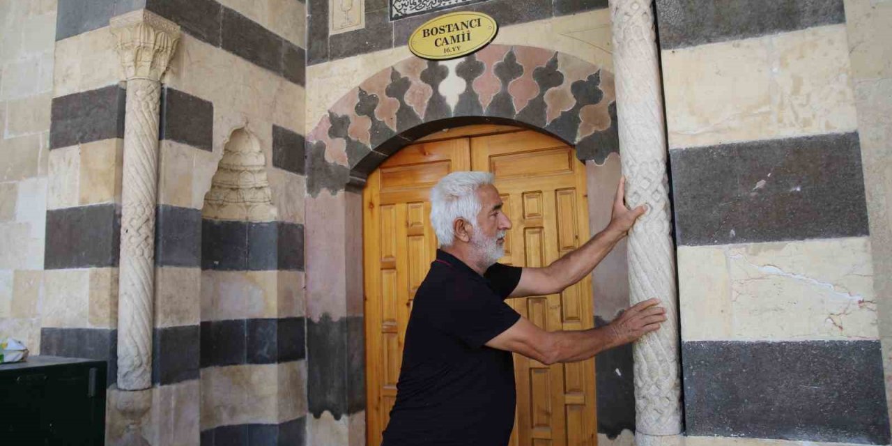 Depremler sonrası Gaziantep’te 16. yüzyılda yapılan caminin terazisi kaydı