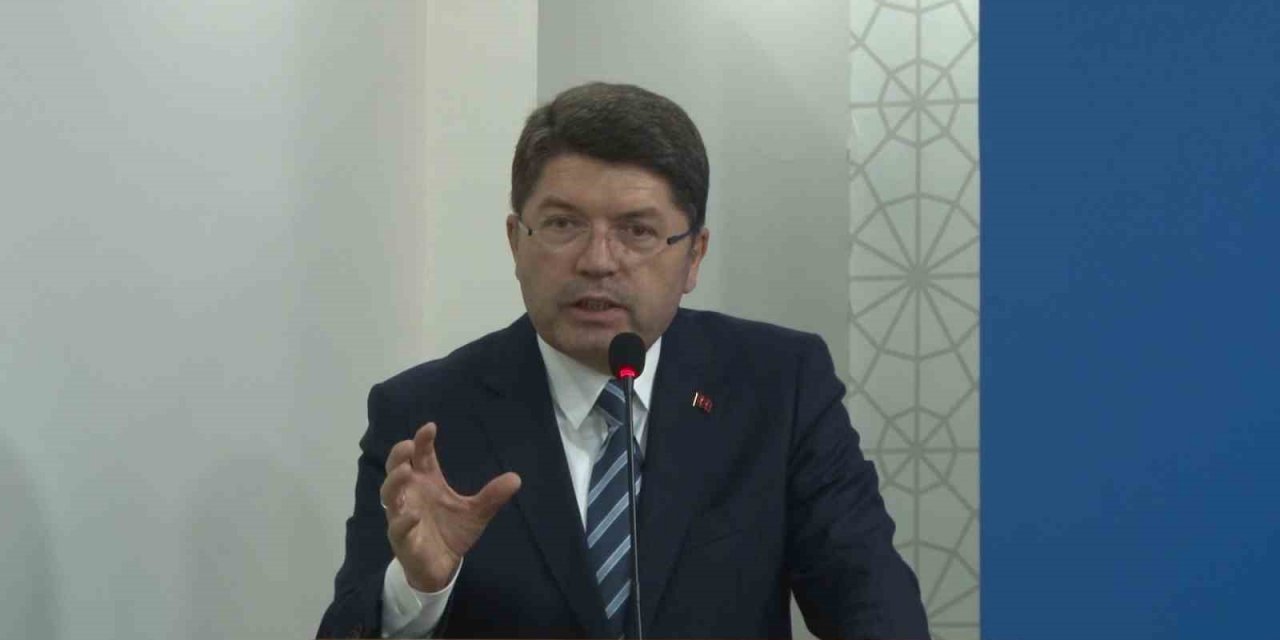 Adalet Bakanı Tunç: “Bizim hedefimiz yeni bir anayasaya milletimizi kavuşturmak”
