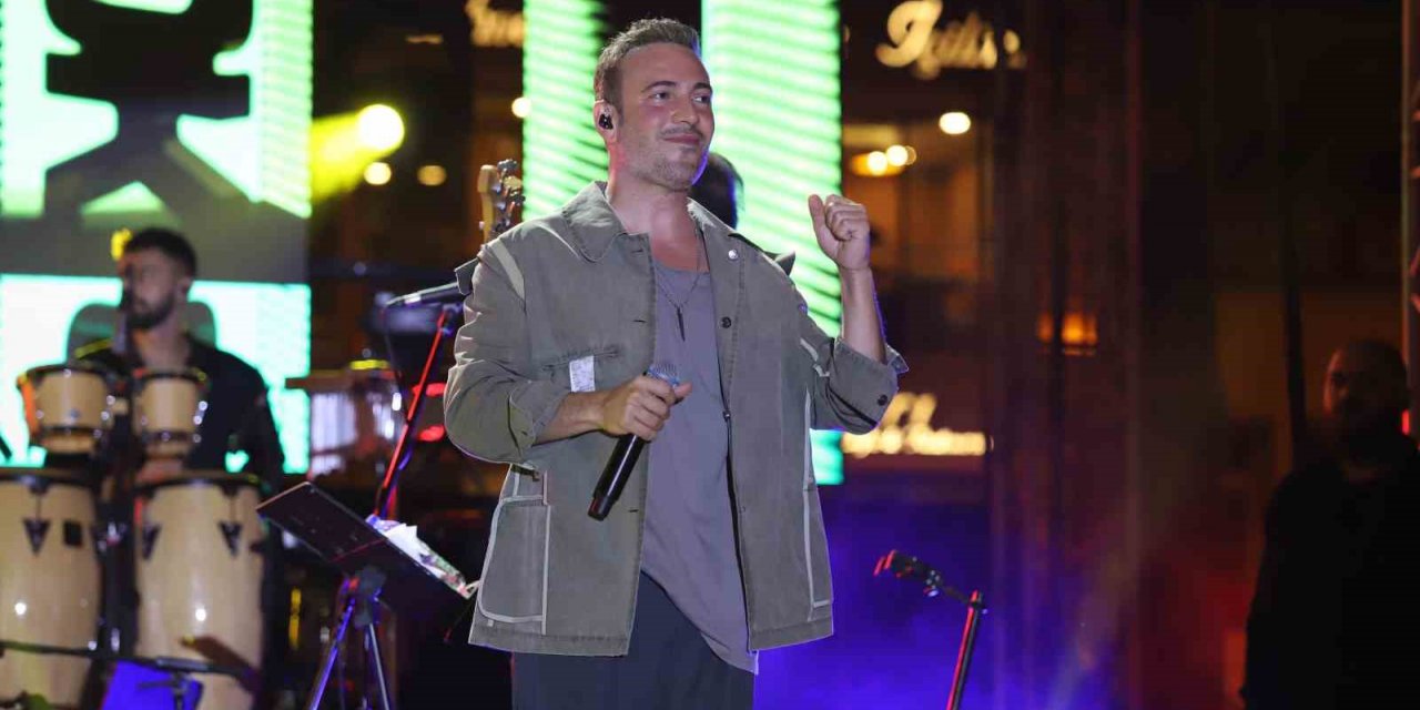 Bandırmalılar Oğuzhan Koç’la coştu