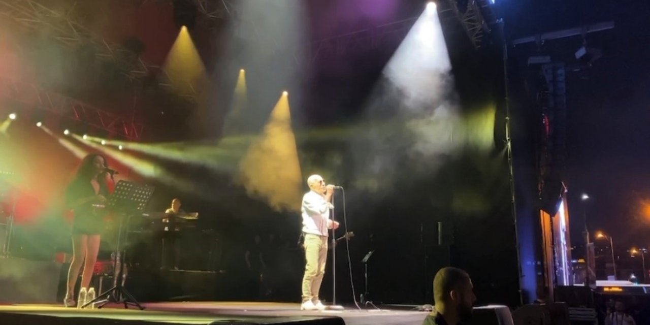 Üsküdar’da kültür sanat sezonu Mahzar Alanson konseriyle başladı