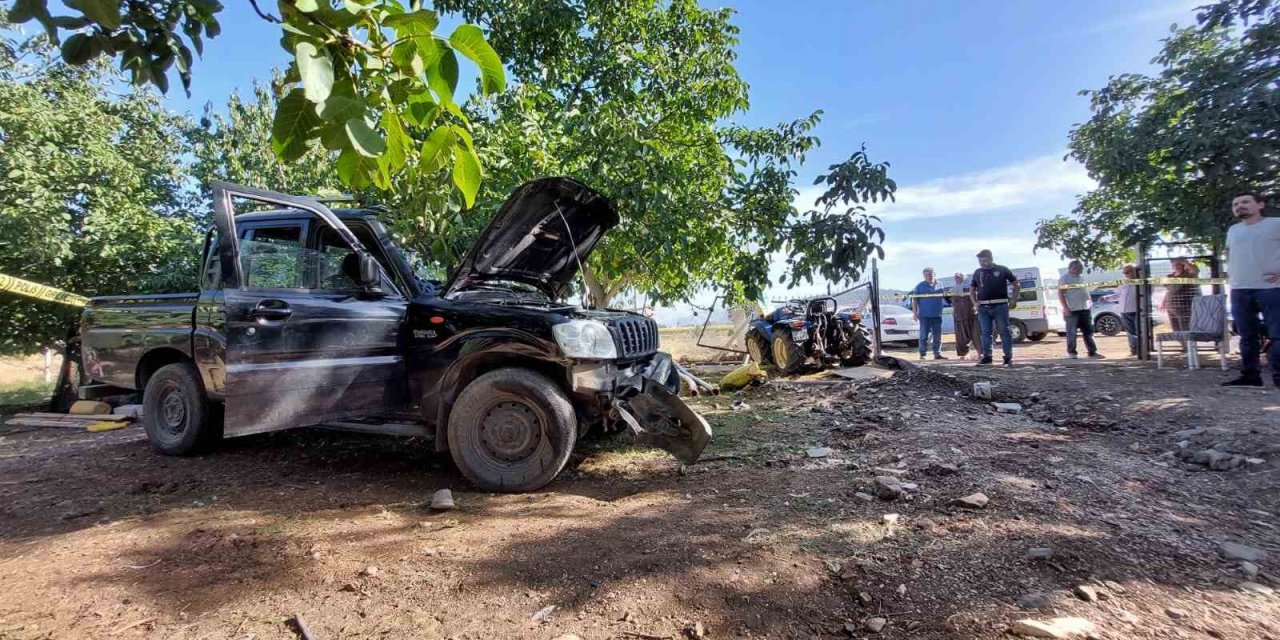 Aküsü biten araca takviye yapmaya çalışan kadın traktörün altında kaldı