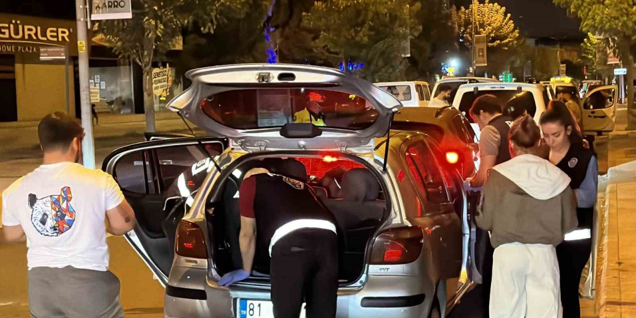 Düzce’de polisten şok uygulama: 102 sürücüye 211 bin lira ceza