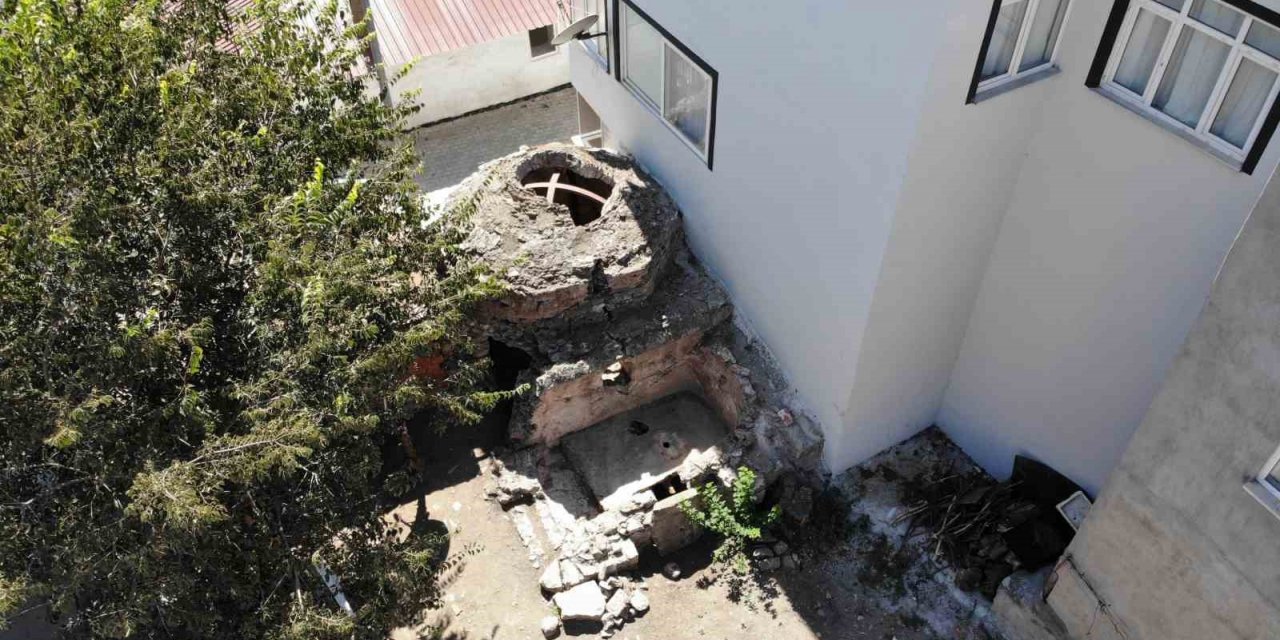 Kemer köyünde 350 yıllık Osmanlı Hamamı bulundu