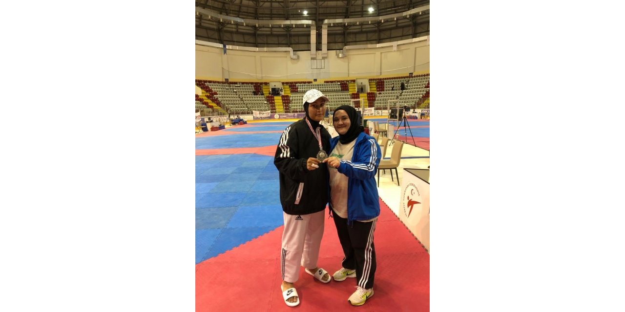 Bilecikli sporcu Türkiye ikincisi oldu