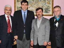 HAS Parti'yi kurup Saadet'e geri döndü