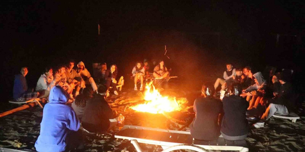 Gençler, 3 günde 4 etkinlikle eğlenceye doydu