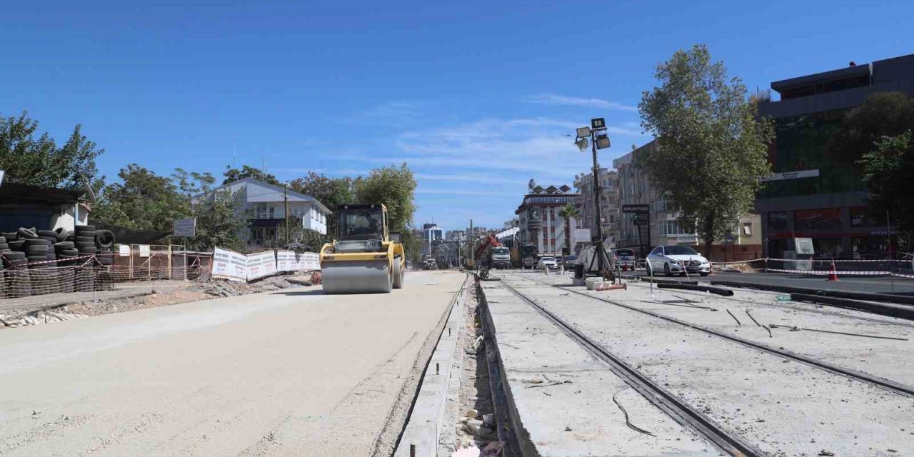 Çöken tramvay hattı tamirinde sona gelindi