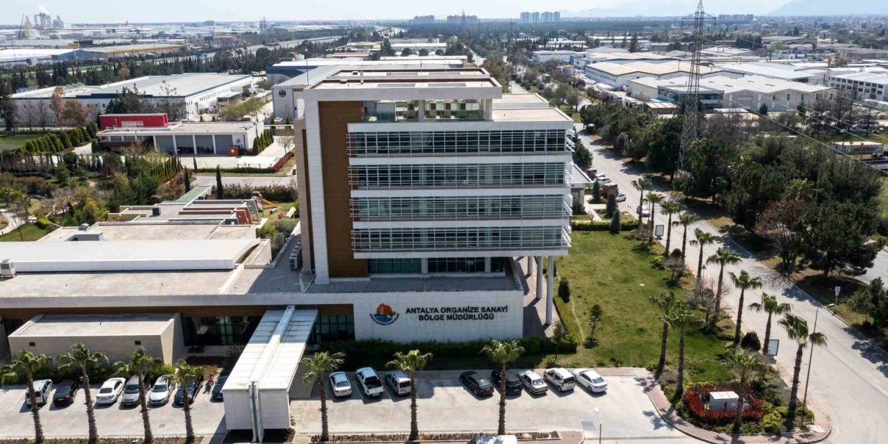 Antalya OSB,çevre hassasiyetini belgelendirdi